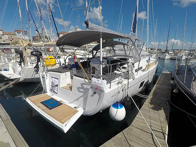 Hanse 458