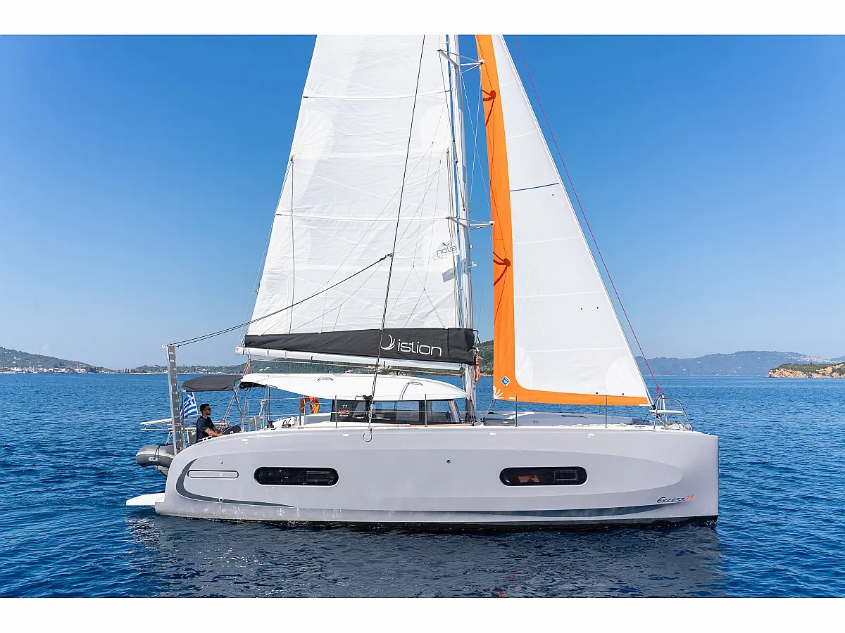 Excess 11 - Luna  - External image