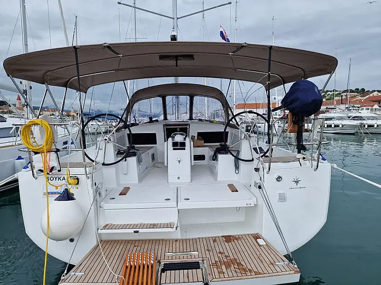 Sun Odyssey 440