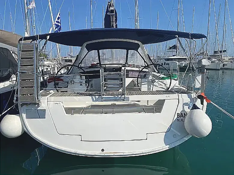 Oceanis 48