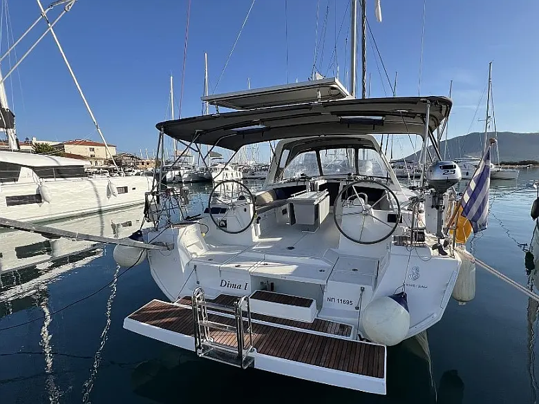 Oceanis 48