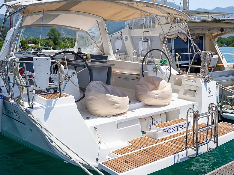 Oceanis 45